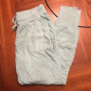 Kate Quinn Women's skinny pocket sweater jogger blue sky S